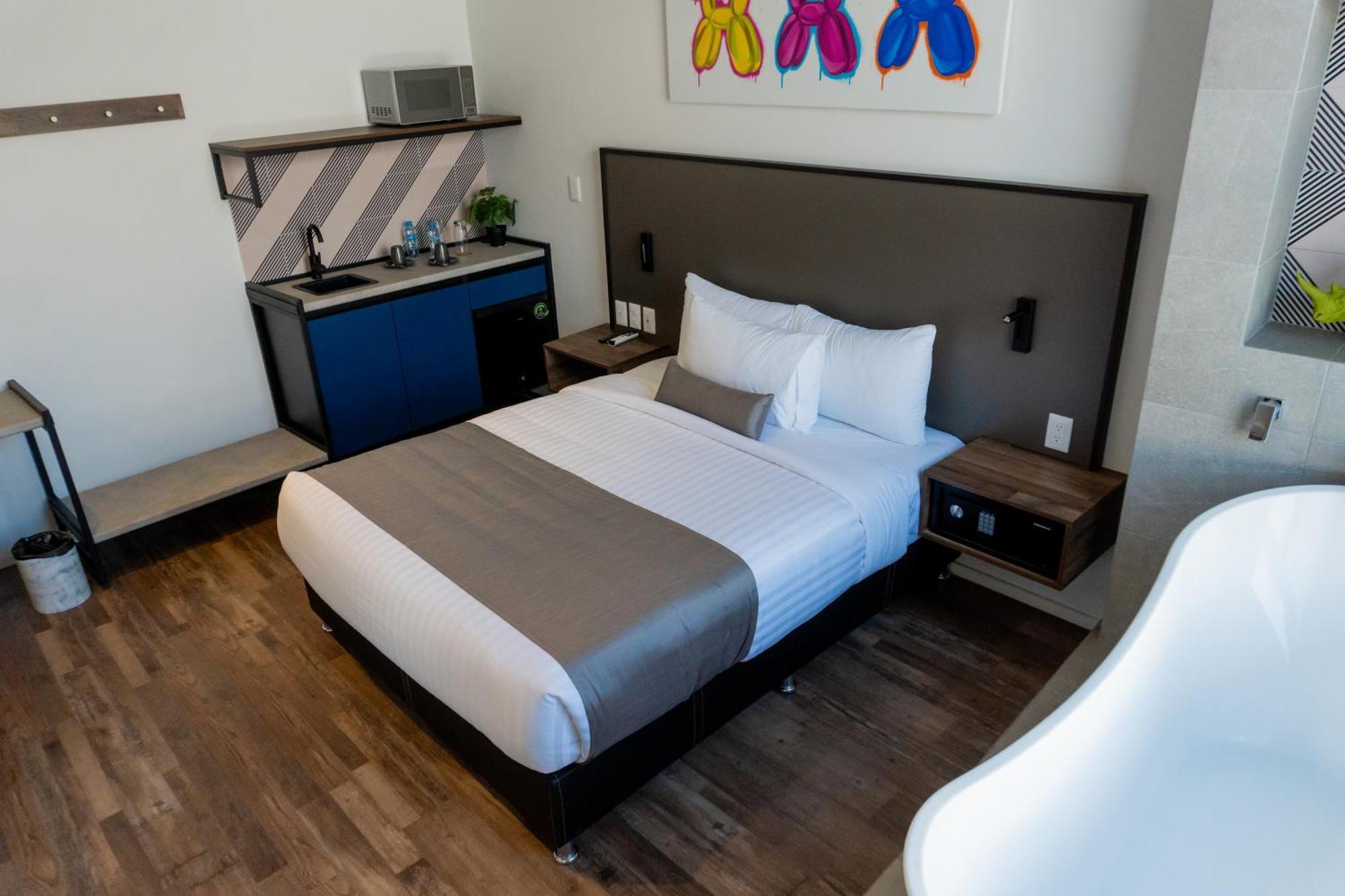 Alt Urbana Hotel Leon Luaran gambar