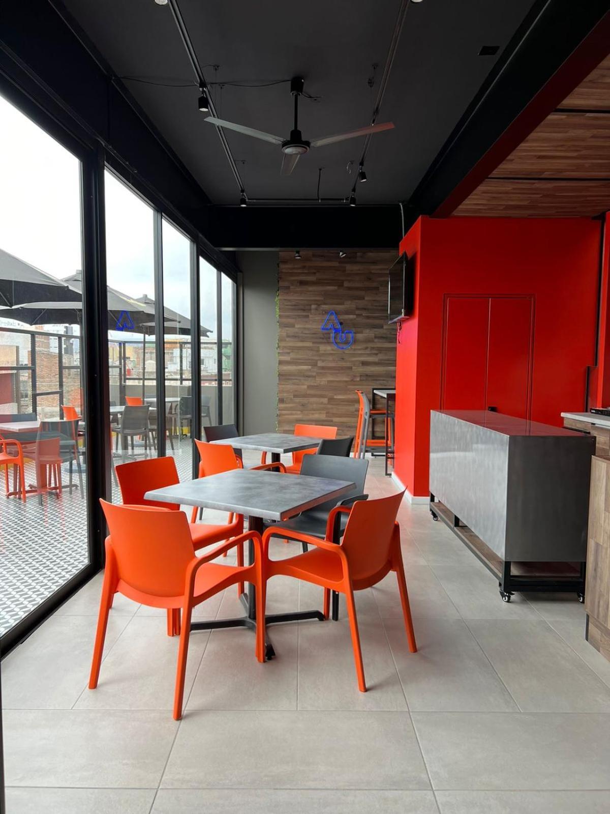 Alt Urbana Hotel Leon Luaran gambar
