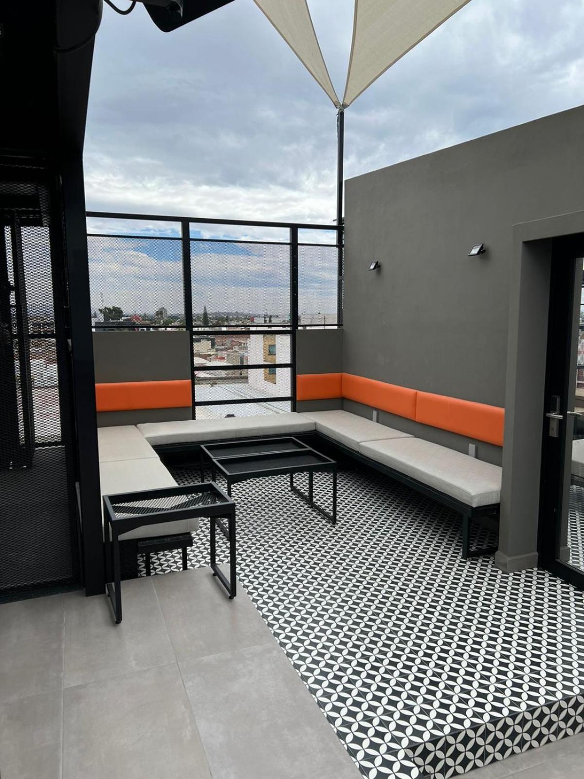 Alt Urbana Hotel Leon Luaran gambar