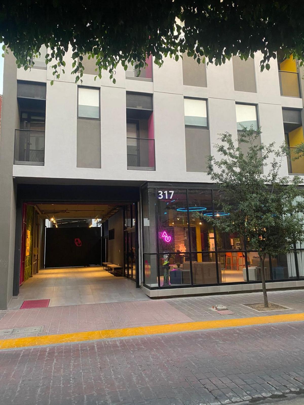Alt Urbana Hotel Leon Luaran gambar