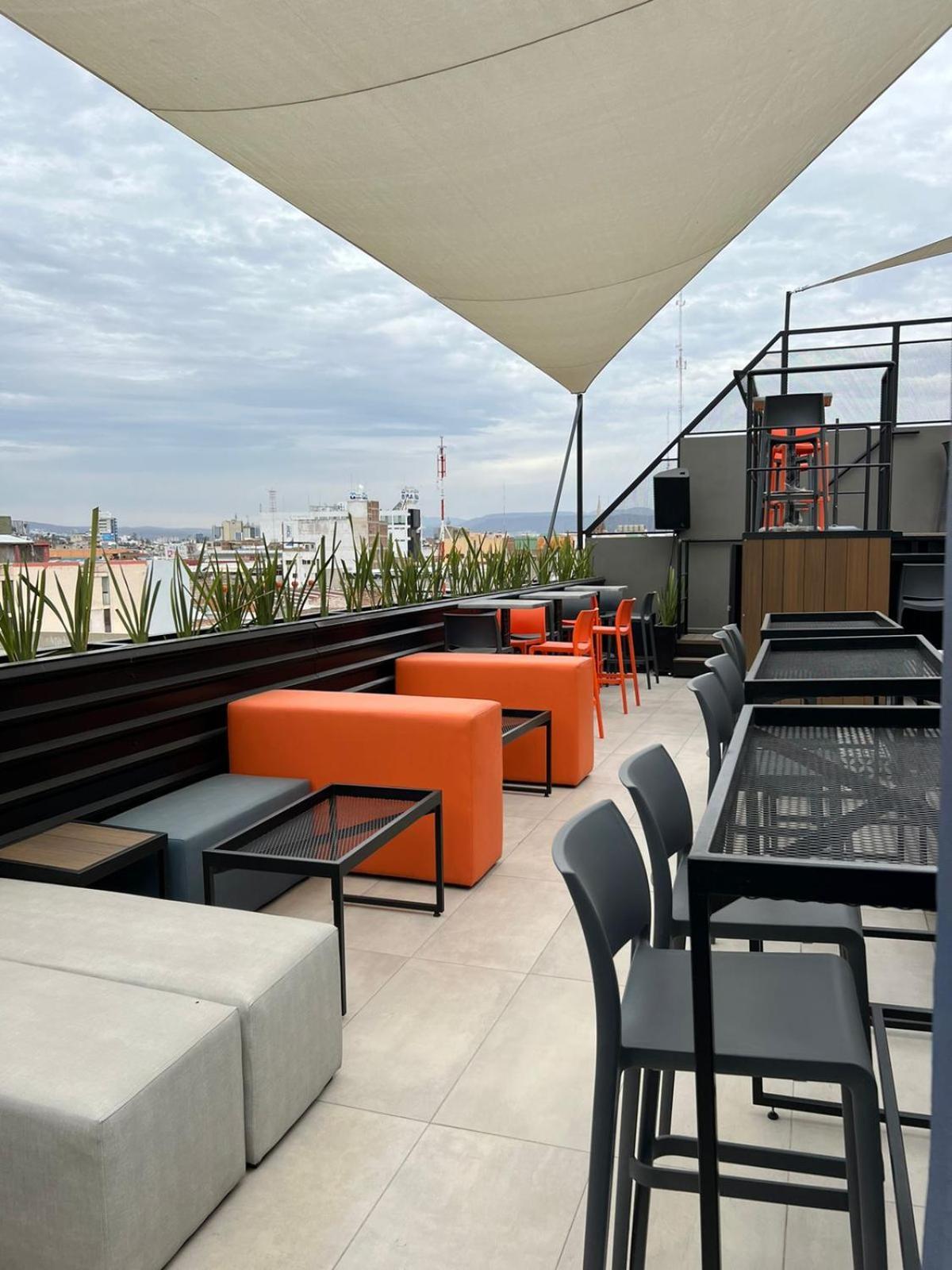 Alt Urbana Hotel Leon Luaran gambar