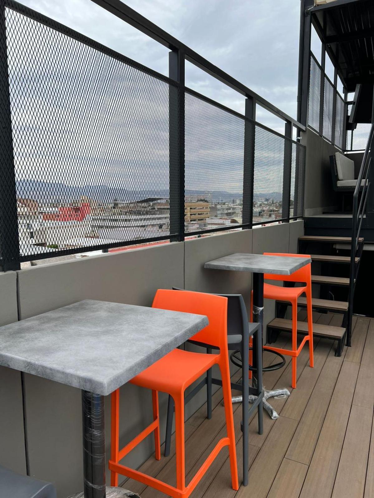 Alt Urbana Hotel Leon Luaran gambar